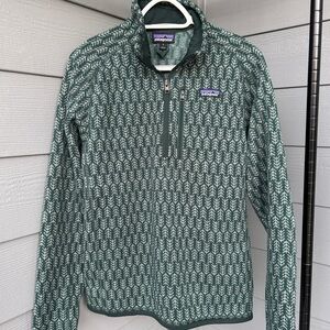 SOLD Patagonia Half Zip Fleece Sweater